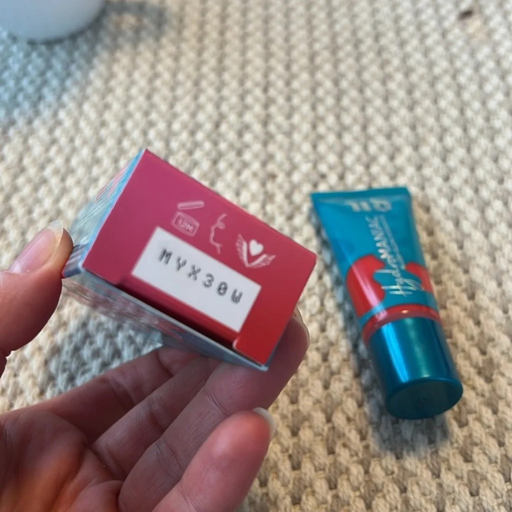 Urban Decay HydroManiac blush glow hydrator